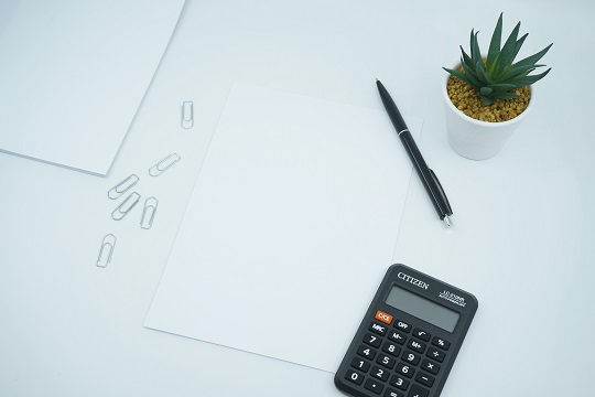 Finding the Right MOQ: How to Make Informed Decisions