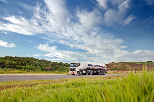 Navigate Traffic Jams with Ease: Embrace Proactive Strategies in Logistics!