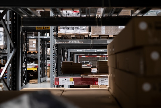 Approaching Zero Inventory in Supply Chain Management: Challenges and Strategies