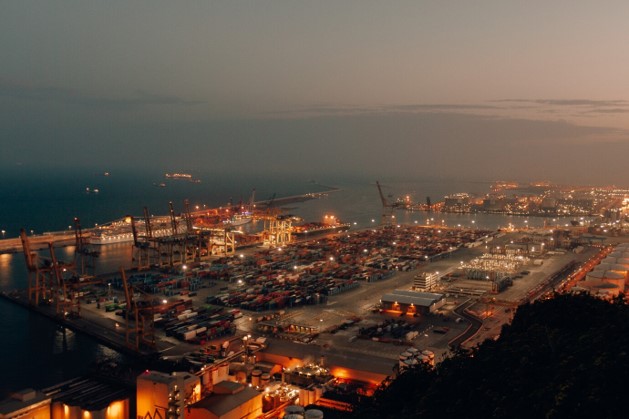 Port Congestion Crisis: How to Keep Your Supply Chain Moving Smoothly